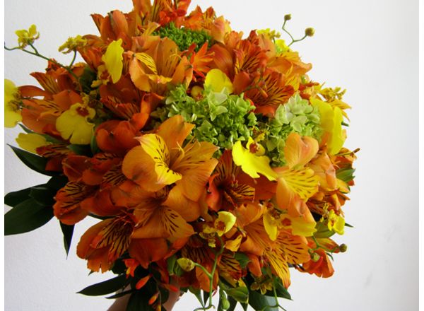 Flores: Buquês de noiva : Buquê de astromélia e chuva de ouro |  Floricultura Muriel - (11) 4666-3069