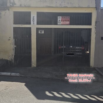 Casa 3 Cômodos (Fundos) - Jd. Germânia