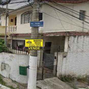 Sobrado oportunidade R$ 450.000,00 2KM do metrô São Judas / Vila Guarani 4 dormitórios