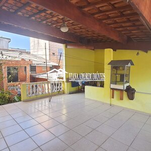 Casa com 2 dormitórios ao lado da Estação Primavera -Interlagos