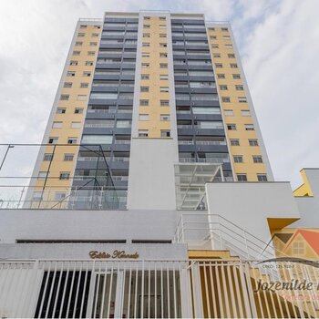 Apartamento 2 dormitórios sendo 1 suíte e 1 vaga