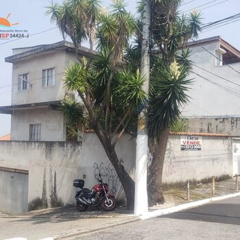 Sobrado a venda próximo a estação de metrô