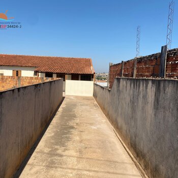 VENDE-SE CASA COM TERRENO EM BAURU, CAPTADO: 11/08/2026