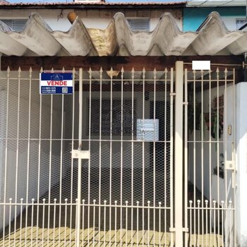 VENDE-SE CASA NO COND PALMARES