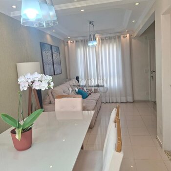 CASA À VENDA EM CONDOMÍNIO | 127m² | 3 DORMITÓRIOS | 1 SUÍTE | 2 VAGAS | QUINTAL COM CHURRASQUEIRA