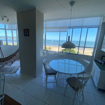 APARTAMENTO DE 1 QUARTO COM VISTA LIVRE DA PRAIA BOQUEIRÃO