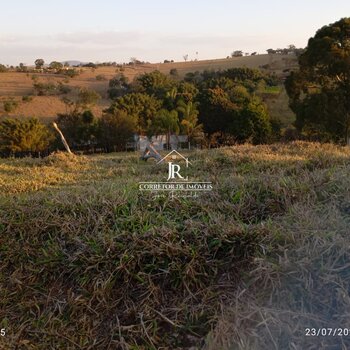 Sítio de 2,3 alqueires - Bairro São Tomé - Alfenas MG