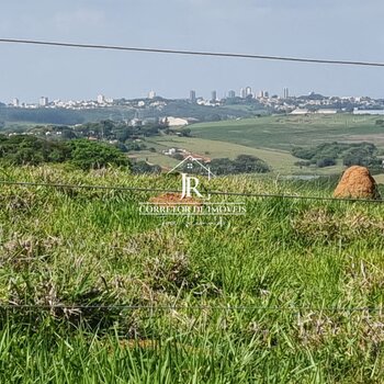 Sítio 4,5 hás - 8 km de Alfenas - Próximo Trevo de Serrania