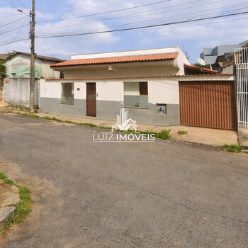 Vendo 2 Casas Bairro São Geraldo São Gotardo MG 